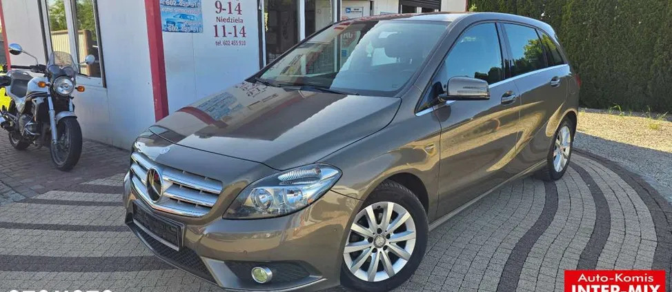 samochody osobowe Mercedes-Benz Klasa B cena 35500 przebieg: 195000, rok produkcji 2012 z Dynów